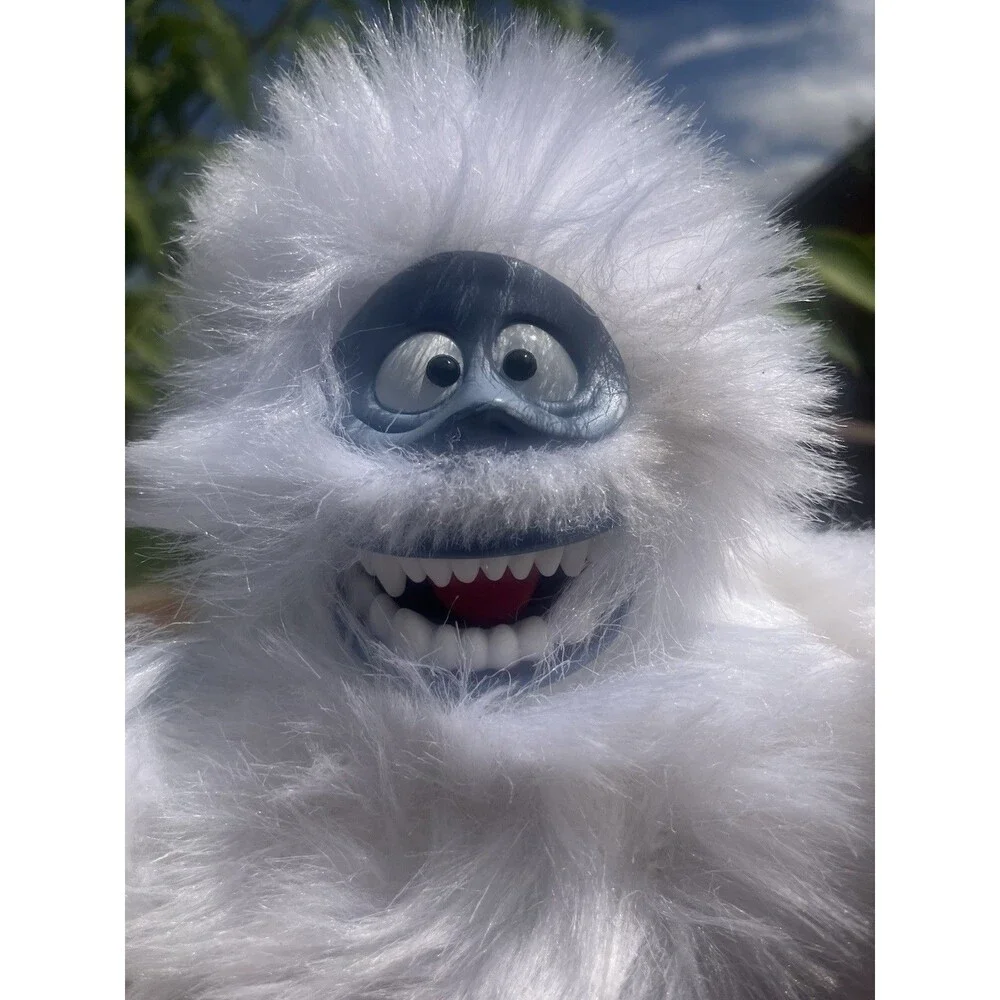 VTG 2000 Playing Mantis Bumble Adominable Snowman 8” Plush Stuffed Animal